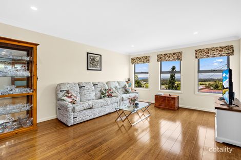 74b Nottingham St, Berkeley, NSW 2506