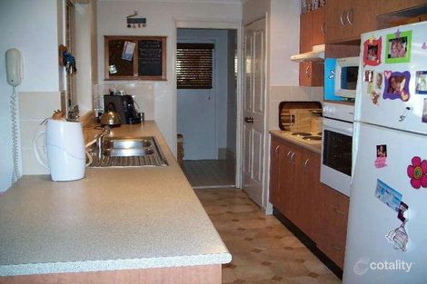Property photo of 43 Squadron Crescent Rutherford NSW 2320