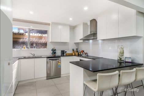 Property photo of 15 Reservoir Road Mount Pritchard NSW 2170