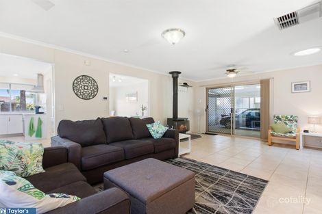 Property photo of 3 Hilditch Drive Green Fields SA 5107