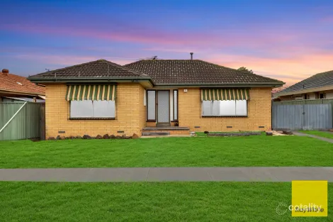 12 Bolger Cres, Hoppers Crossing, VIC 3029