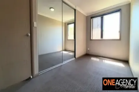 Property photo of 33 Lorenzo Crescent Rosemeadow NSW 2560