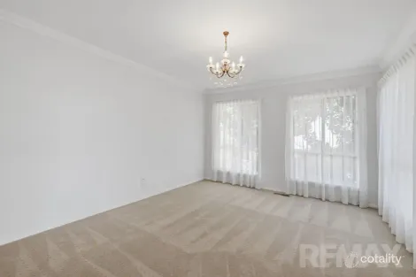 Property photo of 16 Brindabella Drive Tatton NSW 2650