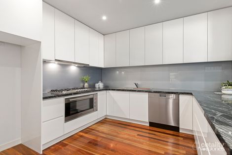 Property photo of 1/10 James Avenue Mitcham VIC 3132