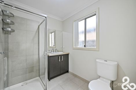 Property photo of 20 Yumbarra Parade Wollert VIC 3750