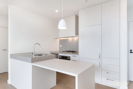Property photo of 204/817 Centre Road Bentleigh East VIC 3165