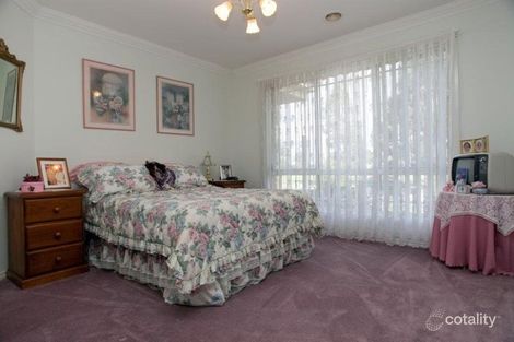 Property photo of 27 Bradman Drive Sunbury VIC 3429