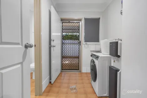 Property photo of 2B Gawthorne Drive Millars Well WA 6714