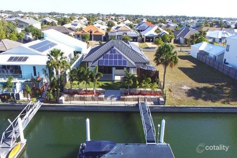 15 Baza Pl, Banksia Beach, QLD 4507