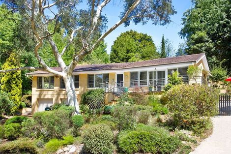 1 Lone Pine Ave, Leura, NSW 2780