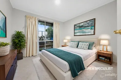 Property photo of 32 Dutton Close Lynbrook VIC 3975