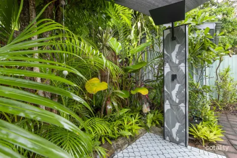 Property photo of 11 Upolu Esplanade Clifton Beach QLD 4879