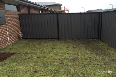 Property photo of 29 Calibre Circuit Clyde North VIC 3978