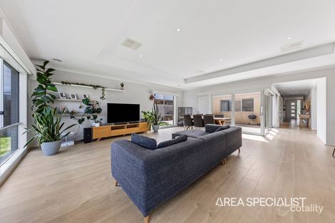 Property photo of 7 Emerald Crescent Koo Wee Rup VIC 3981