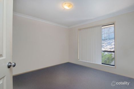 Property photo of 2/4 Marybeth Crescent Molendinar QLD 4214