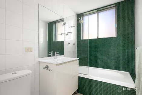 Property photo of 13/107 Pacific Parade Dee Why NSW 2099