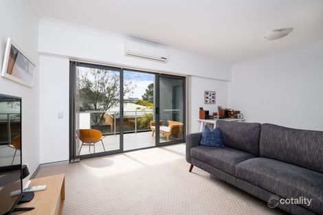 16/2 Walsh Loop, Joondalup, WA 6027