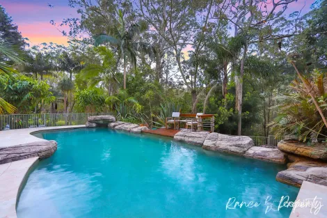 Property photo of 4 Bushland Place Kenthurst NSW 2156