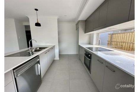 Property photo of 16 Gilmore Street Walloon QLD 4306