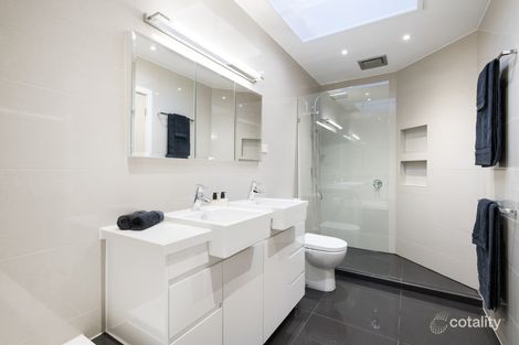 Property photo of 6 Anton Court Doncaster VIC 3108
