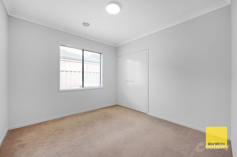 Property photo of 19 Perlette Drive Point Cook VIC 3030