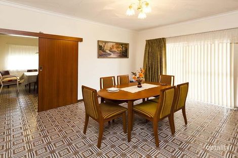 Property photo of 14 Sproxton Way Embleton WA 6062