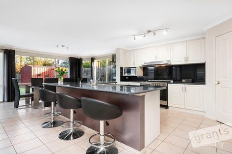 Property photo of 7 The Quadrant Narre Warren South VIC 3805