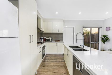 Property photo of 20/365 Pound Road Hampton Park VIC 3976