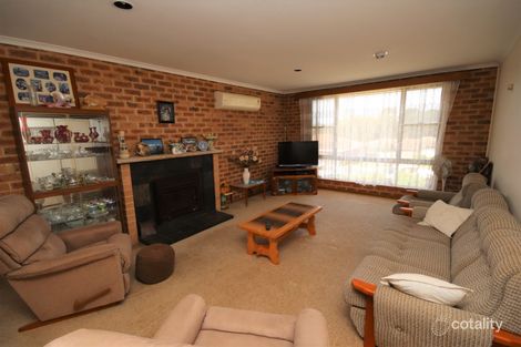 Property photo of 11 Emma Close Dalmeny NSW 2546