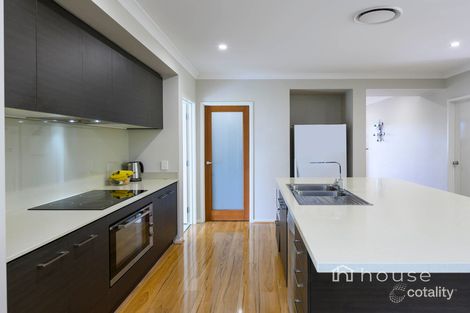Property photo of 1 Aden Place Deebing Heights QLD 4306