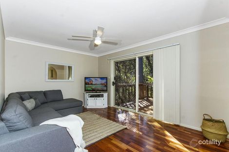 Property photo of 17 Dunrossil Avenue Watanobbi NSW 2259
