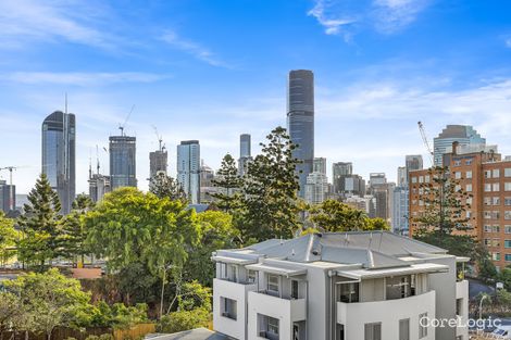 Property photo of 504/25 Shafston Avenue Kangaroo Point QLD 4169