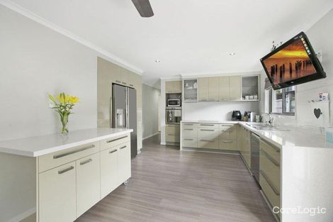 Property photo of 2 Yass Street Carina QLD 4152