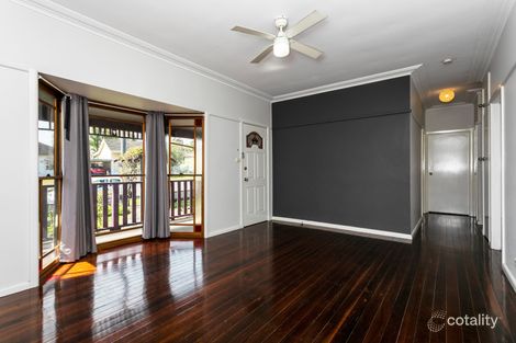 Property photo of 15 Devonshire Crescent Oak Flats NSW 2529
