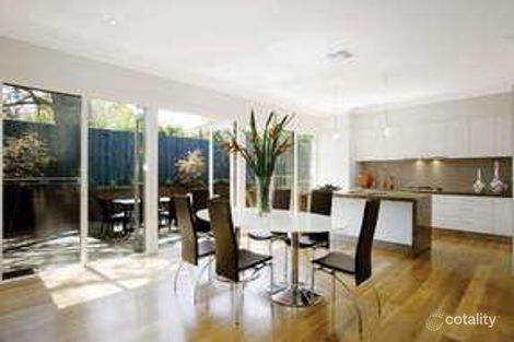 Property photo of 2 Faversham Road Canterbury VIC 3126