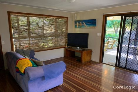 Property photo of 1 Ross Street Coochiemudlo Island QLD 4184