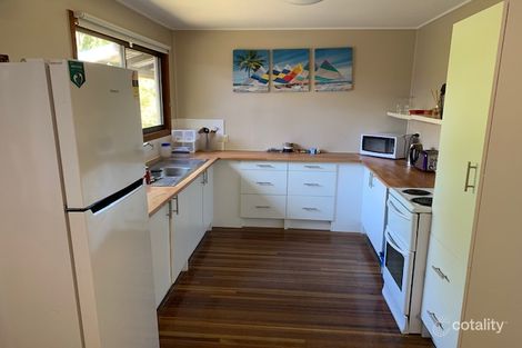 Property photo of 1 Ross Street Coochiemudlo Island QLD 4184