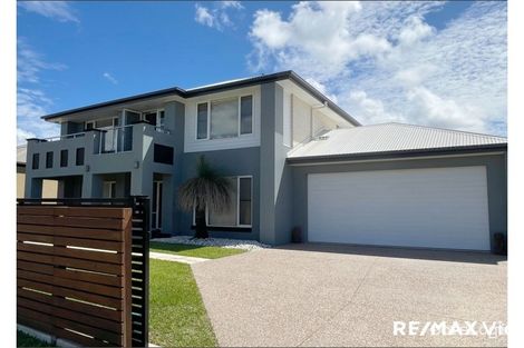 Property photo of 2 Whiteoak Place Caboolture QLD 4510