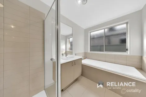 Property photo of 12 Toohey Court Wyndham Vale VIC 3024