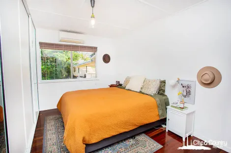 Property photo of 10 Shaw Crescent Healy QLD 4825