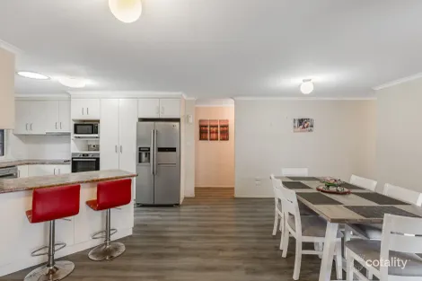 Property photo of 9 Melway Crescent Harristown QLD 4350