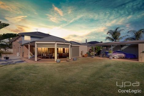 Property photo of 30 Cheviot Drive Truganina VIC 3029