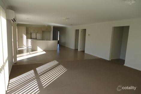 Property photo of 5 Vicky Court Point Cook VIC 3030