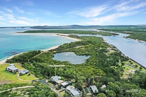 Property photo of 1 The Boulevarde Hawks Nest NSW 2324