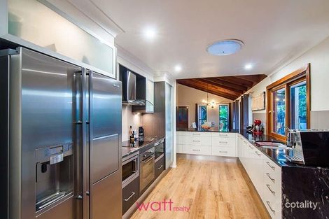 Property photo of 10 Paira Place Carseldine QLD 4034