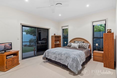 Property photo of 2538 Gracemere Circuit West Hope Island QLD 4212