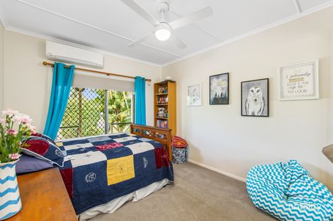 Property photo of 59 Bulgin Avenue Wynnum West QLD 4178