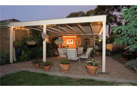 Property photo of 11 Bradwell Street Kealba VIC 3021