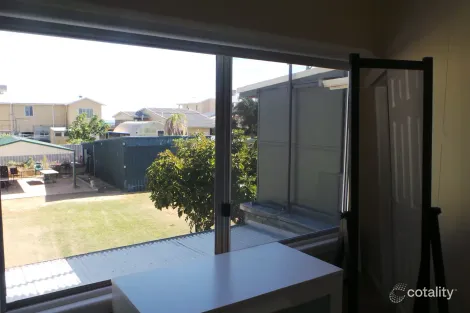 4/108 Gingin Rd, Lancelin, WA 6044