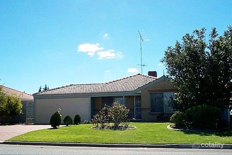 Property photo of 35 Elanora Drive Cooloongup WA 6168